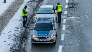 Ten błąd zimą kosztuje kierowców 500 zł. Jak go uniknąć? 