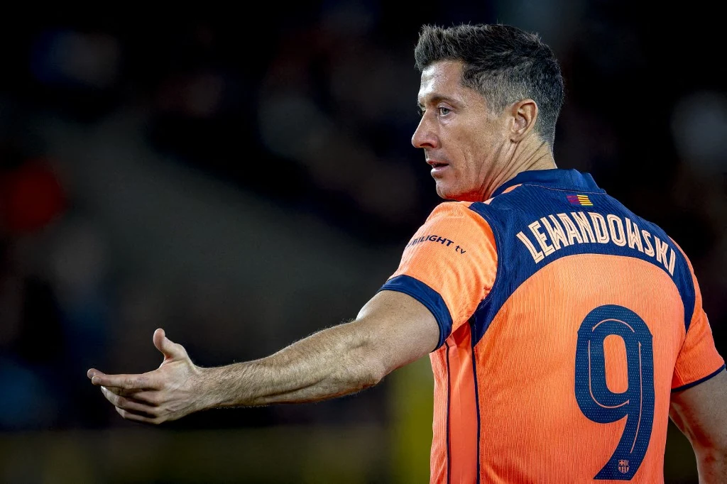 Gruchnęły informacje o Lewandowskim. Transfer o krok? "Nie zamknął drzwi"