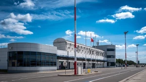 Dwa polskie lotniska nie czekają na CPK i szykują się do rozbudowy