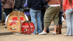 Polacy szykują się w kolejki – te sklepy wyprzedają Nescafe