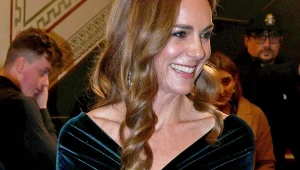 Kate oklaskiwana na czerwonym dywanie. Czekała na to przeszło rok