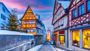 Średniowieczne ulice i całoroczne święta. Rothenburg ob der Tauber – miasto, które nie poddaje się czasowi