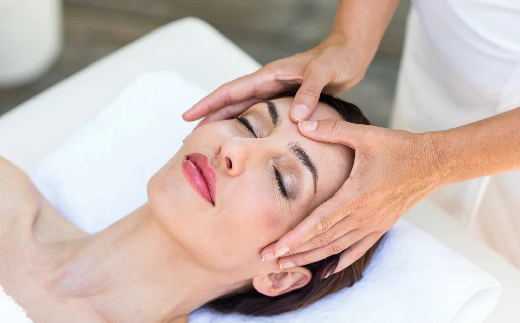 Masaż Kobido wygładza i napina