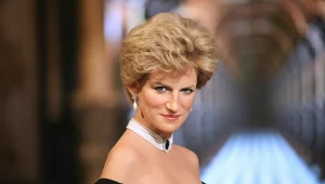 Woskowa figura księżnej Diany w kultowej sukni. Diana jak żywa