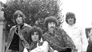 "To było potwornie smutne". Legendarny utwór po raz pierwszy w całości