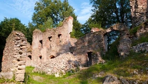 Nieznany zamek na Dolnym Śląsku odzyskuje dawny blask. Turystów witają prywatni właściciele