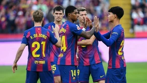 "Lewy" i spółka szykują się do hitu, a tu taki cios. Flick już potwierdził