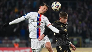 Lider Ekstraklasy jednak zatrzymany. Padły dwa ciosy. Koniec passy