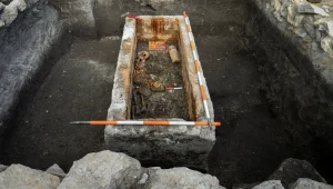 Odkryli nienaruszony sarkofag sprzed 1700 lat. I go otworzyli!