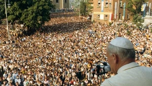 Papież Jan Paweł II w trakcie wizyty w Polsce w 1979 roku