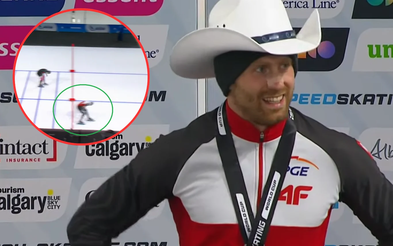 Łukasz Żurek nie zatrzymuje się w Pucharze Świata. Znów pobił rekord kraju Sportowiec ubrany w biały kapelusz i strój narodowej reprezentacji Norwegii stoi z uśmiechem przed ścianką sponsorską podczas wywiadu po zawodach w łyżwiarstwie szybkim, na pierwszym planie widoczny medal, w górnym lewym rogu umieszczono powiększenie f...