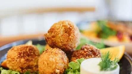 Podaj do obiadu zamiast ziemniaków lub jako przekąskę na imprezie. Zachwycą chrupkością oraz smakiem