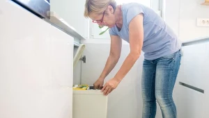 Kompost to jeden z najbardziej uniwersalnych nawozów do roślin, jak go otrzymać w mieszkaniu?