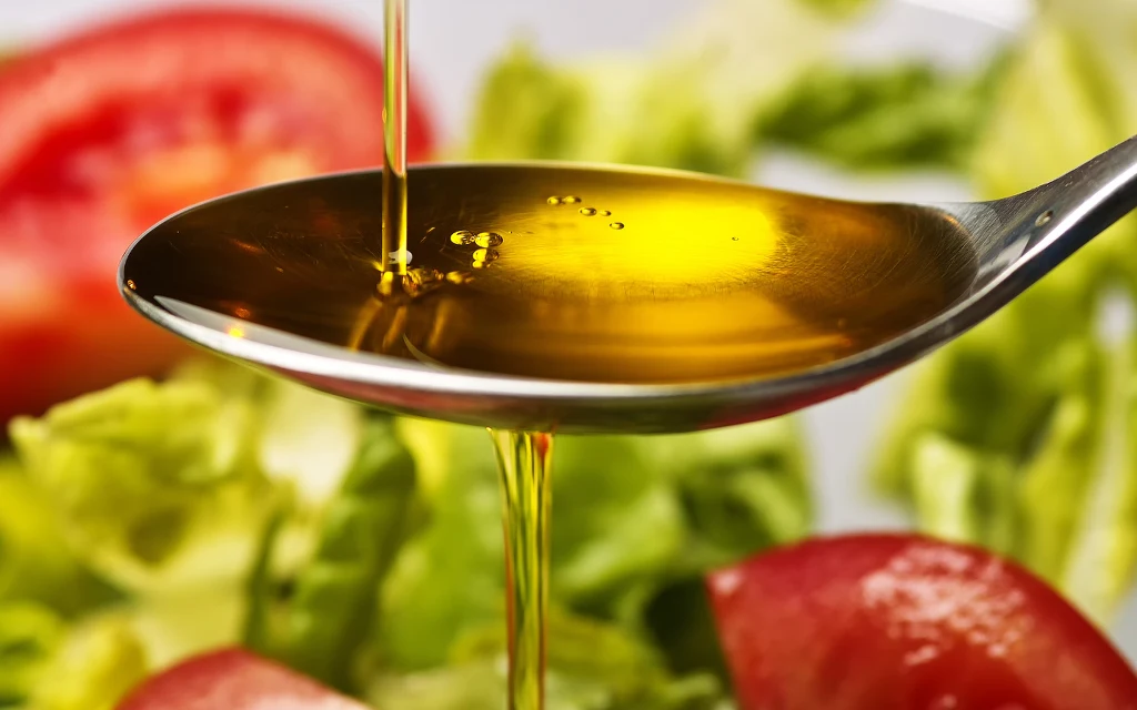 2 łyżki tej oliwy dziennie może przedłużyć życie. Badania wykazały, że zapobiega najgroźniejszym chorobom