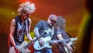 "Riffy, melodie i energia". Po latach od występu u Owsiaka zagrają w Polsce