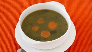 Lekkie, warzywne zupy to świetna propozycja na czas adwentu