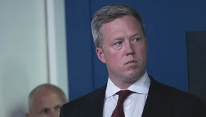 Negocjacje przyspieszają. Media: Człowiek Trumpa rozmawia z Rosjanami