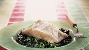 Nie jest tak znana jak dorsz, choć tak samo dobra i bez ości. Tanio kupisz w markecie 