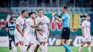 Swoimi decyzjami skrzywdził Polaków. Kontrowersyjny sędzia wraca, to pewne