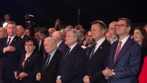 Politycy Prawa i Sprawiedliwości podczas konwencji programowej PiS