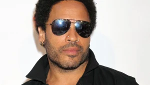 Słynny "sześciopak" i sylwetka godna 30-latka. Jak 61-letni Lenny Kravitz dba o formę?