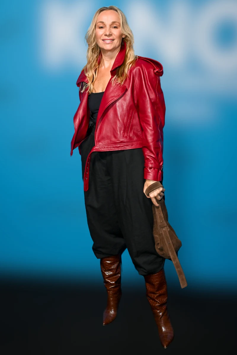 Sonia Bohosiewicz kozaki połączyła z szerokimi, drapowanymi spodniami, które wpuściła w cholewkę