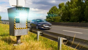 Fotoradar robi zdjęcia kierowcom jadącym przepisowo. Skargi ruszyły lawinowo