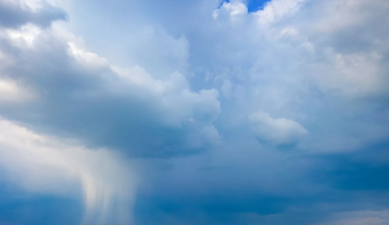 Rzeki atmosferyczne w ciągu godziny mogą wywołać katastrofalne powodzie Rzeki atmosferyczne w ciągu godziny mogą wywołać katastrofalne powodzie