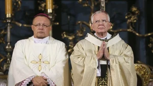 Kardynał Grzegorz Ryś i arcybiskup Marek Jędraszewski