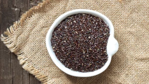 Pij codziennie rano - ciesz się płaskim brzuchem i zdrowymi jelitami. Wystarczy jedna łyżeczka dziennie