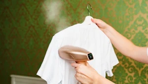 Jaka parownica do ubrań jest najlepsza i czy zastąpi żelazko?