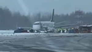 Embraer LOT-u zjechał z pasa startowego na lotnisku w Wilnie. Winna pogoda?