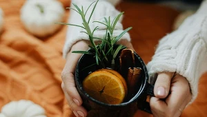 Jesienna chandra to sygnał, że nasz organizm i psychika potrzebują więcej troski