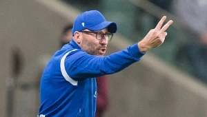 Łukasz Gikiewicz: Zżera Legię, niszczy pomnik, a Raków? Gra swoje