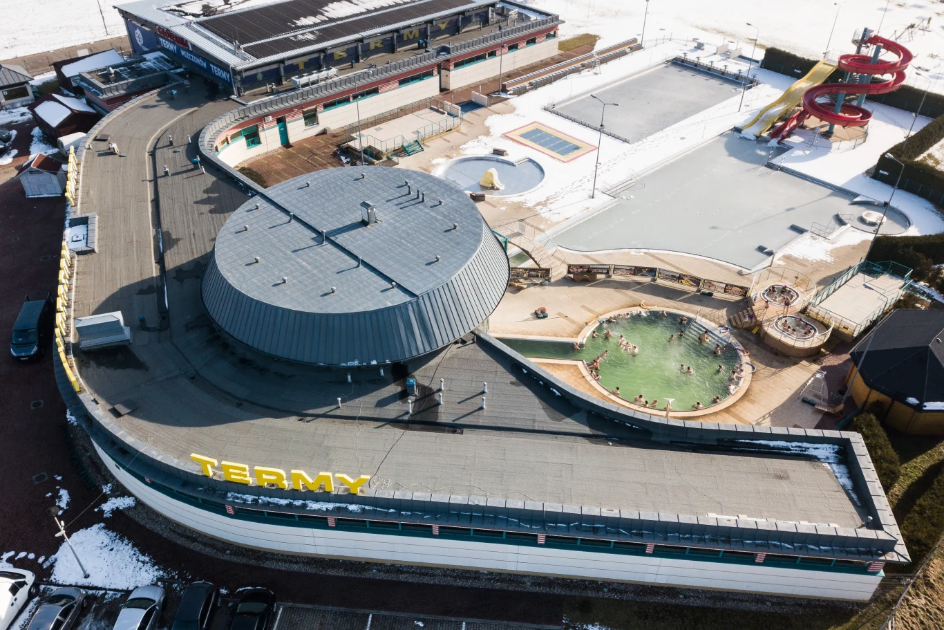 Termy niecałe 50 km od Warszawy. Dobry pomysł na weekendowy wypad o każdej porze roku 