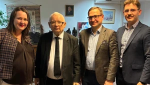 Jarosław Kaczyński w gronie trojga dolnośląskich radnych