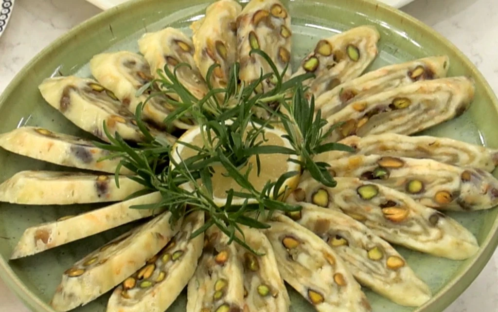 To dzięki najlepszej jakości nabiałowi rolada wychodzi elastyczna, kremowa i aromatyczna