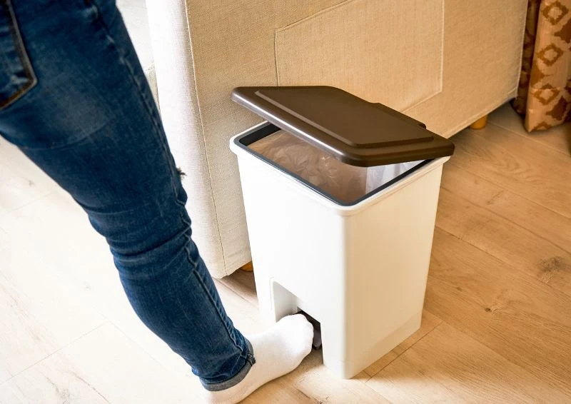 Czasem nawet opróżniony kosz na śmieci wydziela nieprzyjemny zapach.