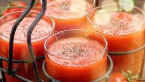 Uzupełnia niedobory i trzyma ciśnienie w ryzach. Włącz do diety