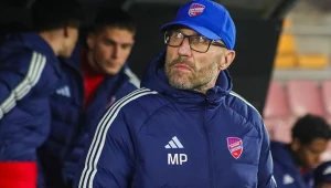 Gdzie jest Papszun? Tak zachowali się piłkarze, kiedy nie patrzył. Oto film