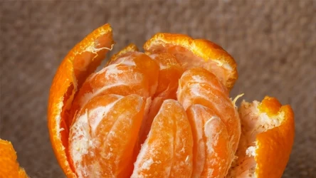 Japończycy znają bardzo prosty sposób na kwaśne mandarynki.