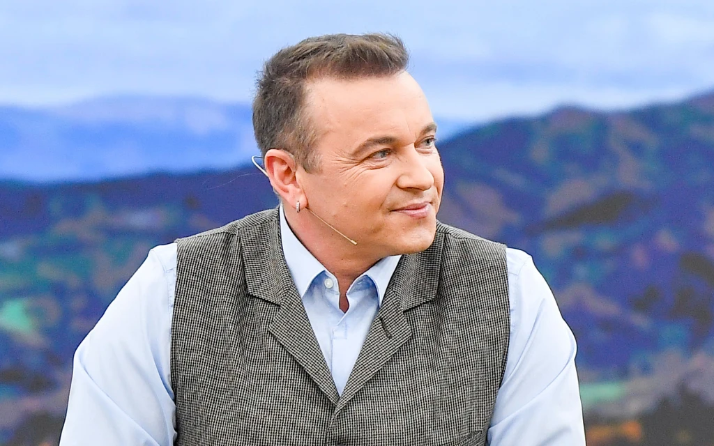 Radosław Liszewski należy do tego samego "klubu" co Jennifer Aniston. Czy warto wstawać o 5:00?