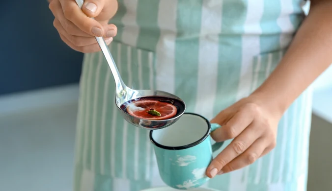 Kompot z suszonych owoców warto pić cały miesiąc. Poprawia pracę jelit i wzmacnia odporność