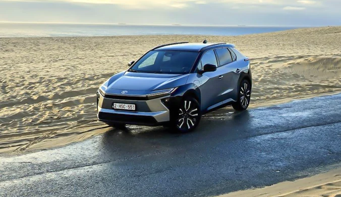 Nowa Toyota bZ4X to obecnie najmocniejszy model w ofercie japońskiej marki w Europie.