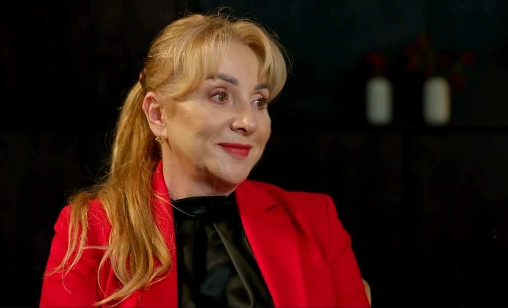 Danuta Martyniuk w rozmowie z Olkiem Sikorą w "halo tu polsat"