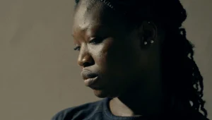 Kadr z filmu "Gdy powieje harmattan"