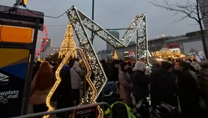 Potężne tłumy na jarmarku w Warszawie. Wiemy, skąd ten ścisk
