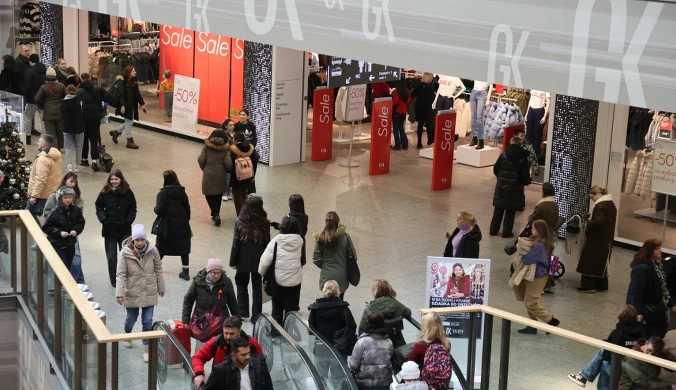Wielu konsumentów "w trybie przetrwania". Niepewność potęguje niepokój