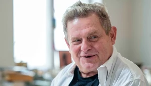 "Stałem się własną karykaturą". Mocne oświadczenie Kazika po skandalu