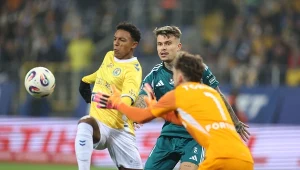 Piłkarze Motoru (w natarciu Fabio Ronaldo) nie okazali legionistom cienia respektu 